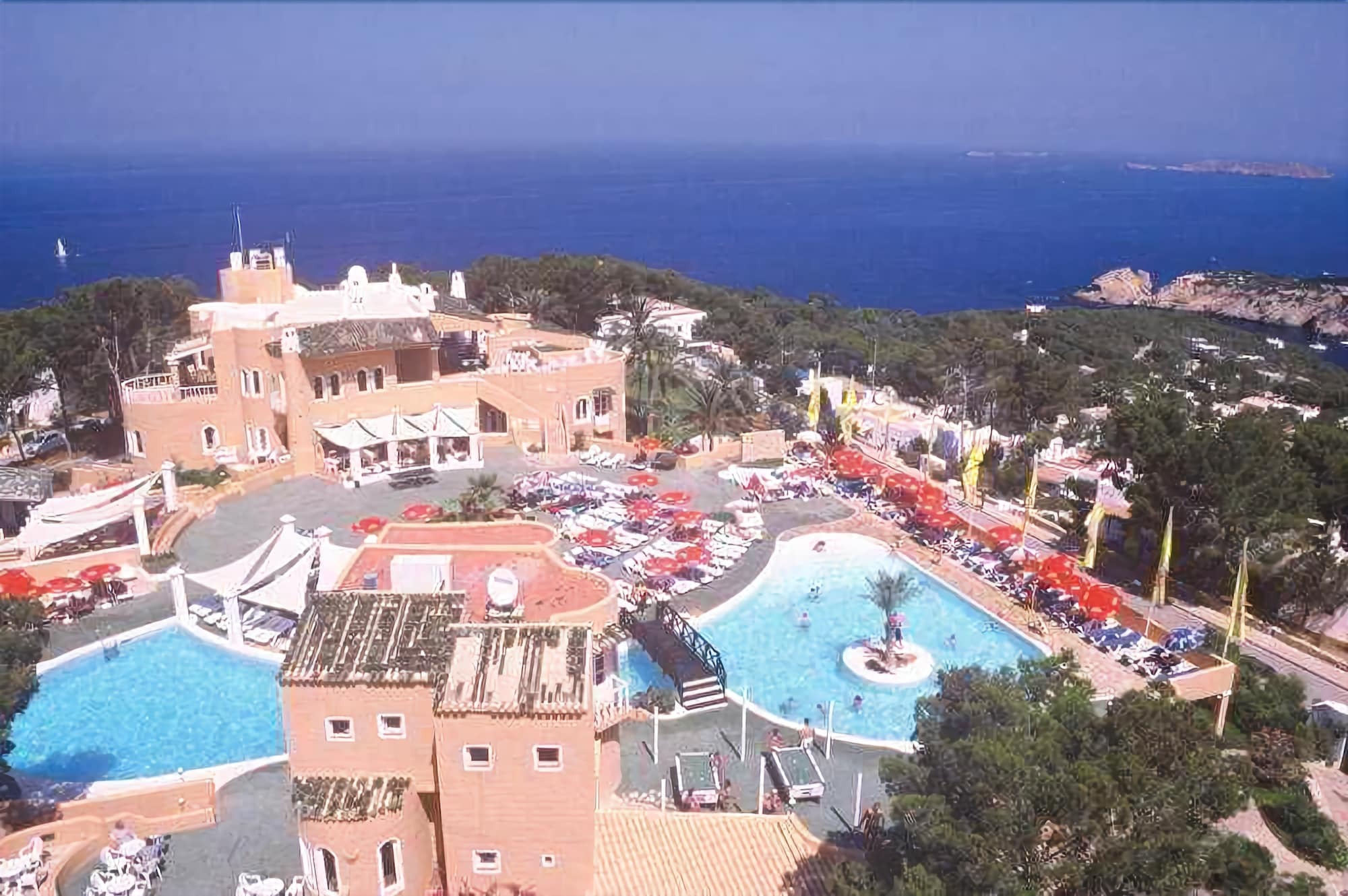 Cala Vadella Resort Sant Josep de sa Talaia Bagian luar foto